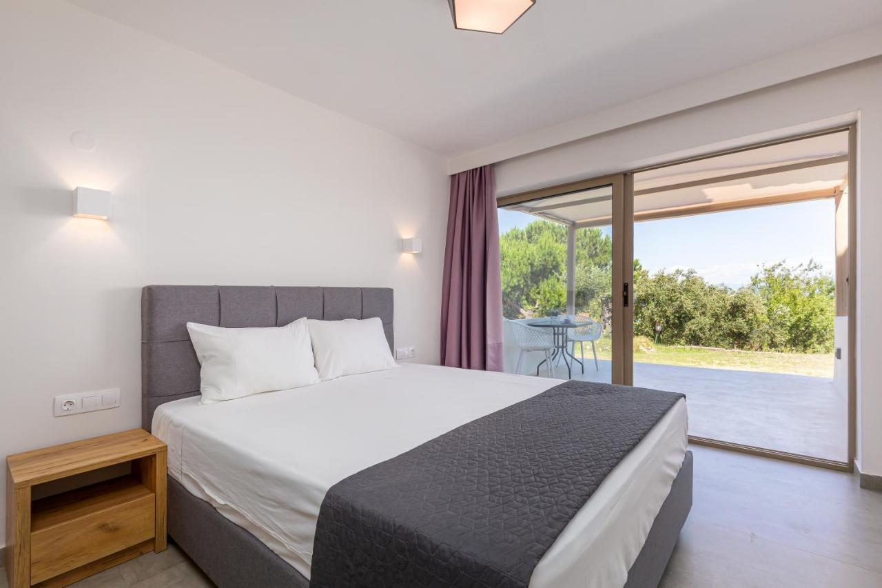 Anasa Corfu (Adults Only) Aparthotel Benitses  Quarto foto