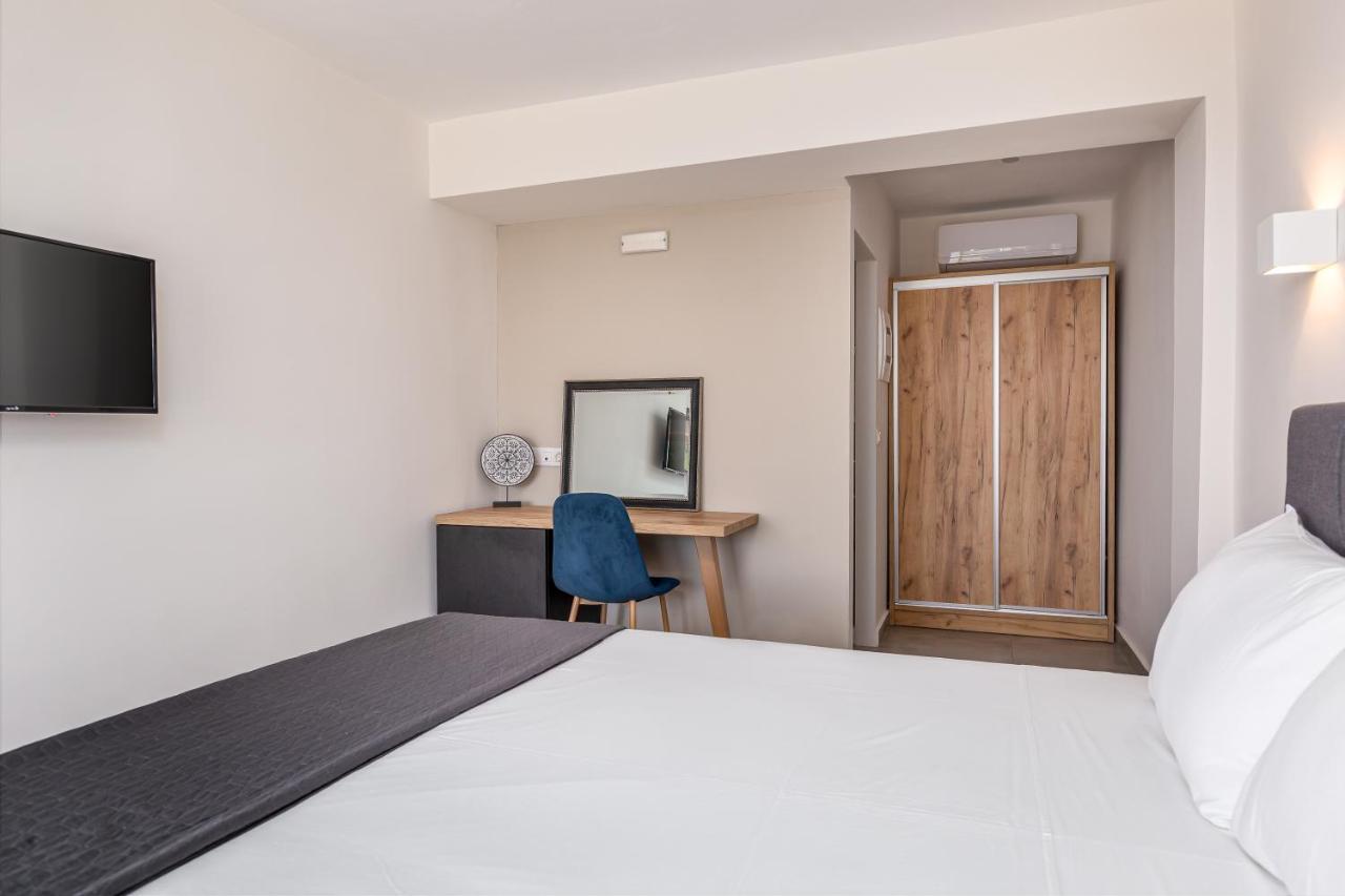 Anasa Corfu (Adults Only) Aparthotel Benitses  Quarto foto