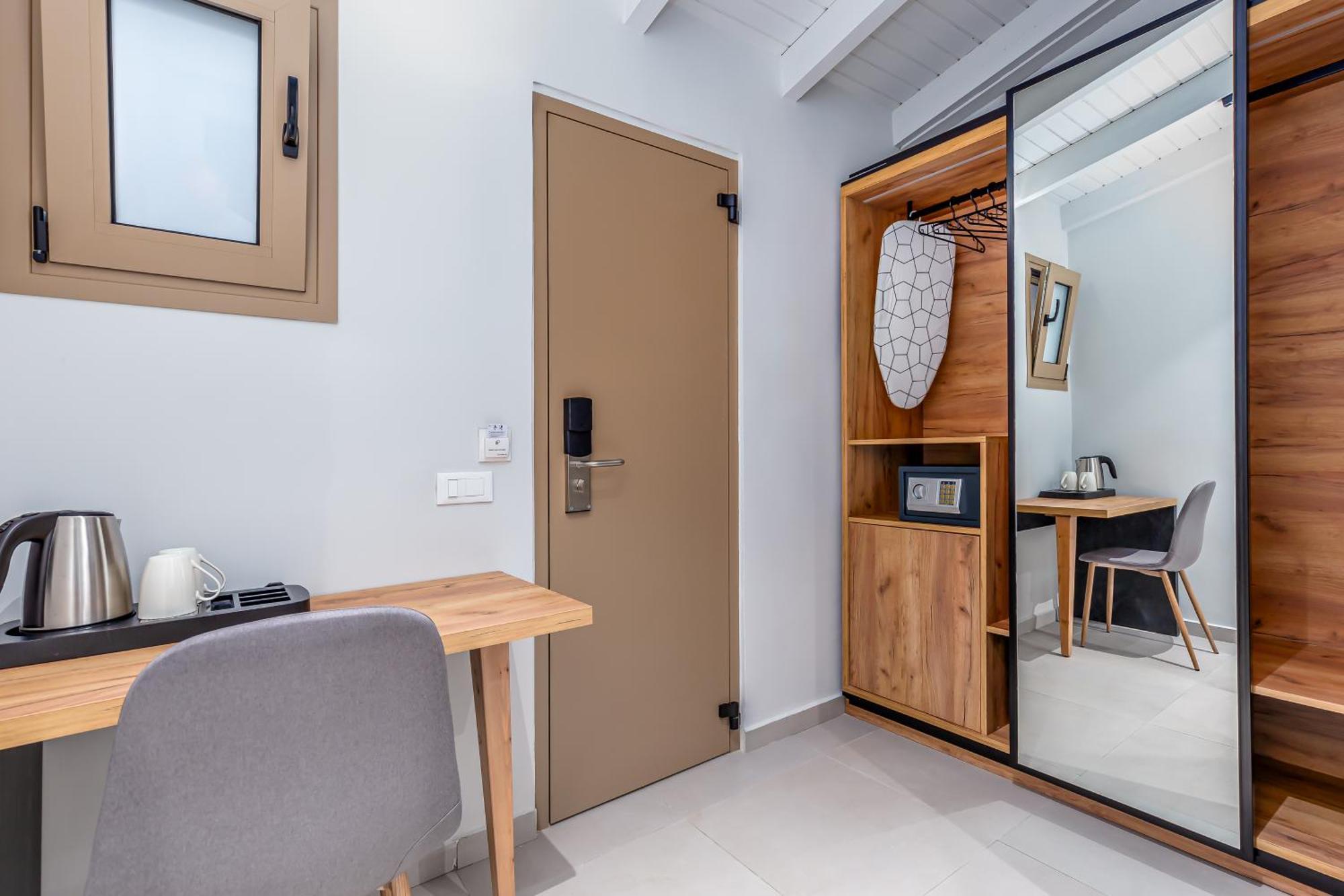 Anasa Corfu (Adults Only) Aparthotel Benitses  Exterior foto
